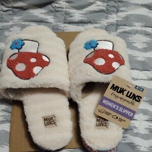 Muk Luks Women's Cream Slippers with Red and Blue Accents